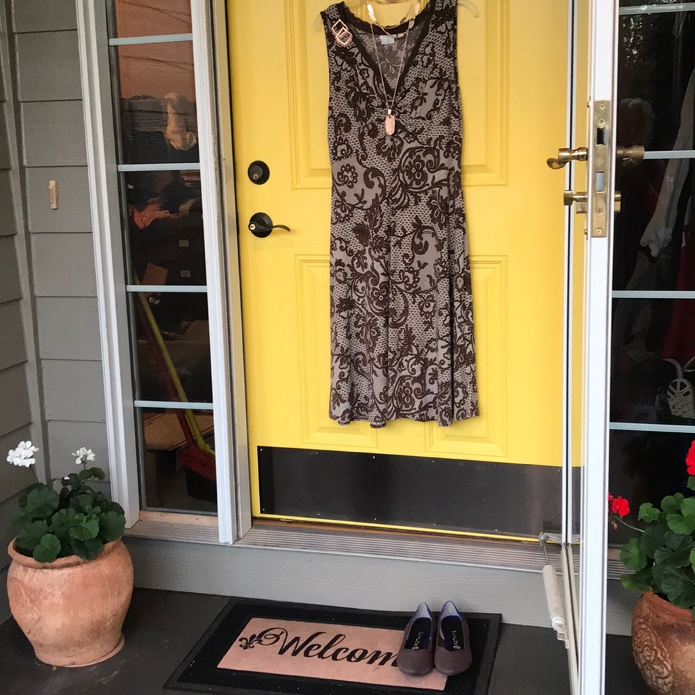 Laced V-Neck Dress 12 - Picture 6 of 9
